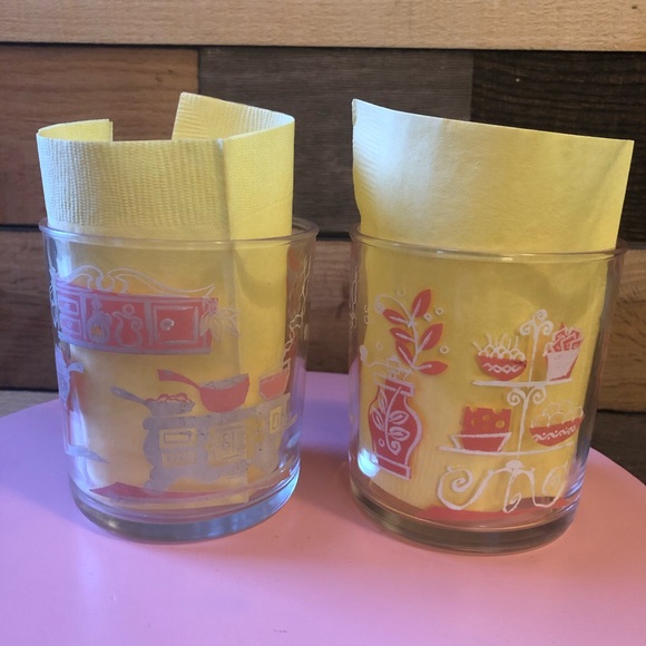 Vintage Mid Century Sour Cream Jars 16oz Pink - Picture 2 of 8